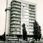 L'edifici de la Plaça del Sol, gairebé acabat